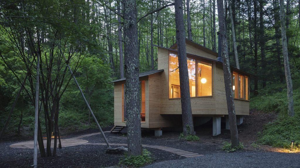 Hütte im Wald, ein Holzbau