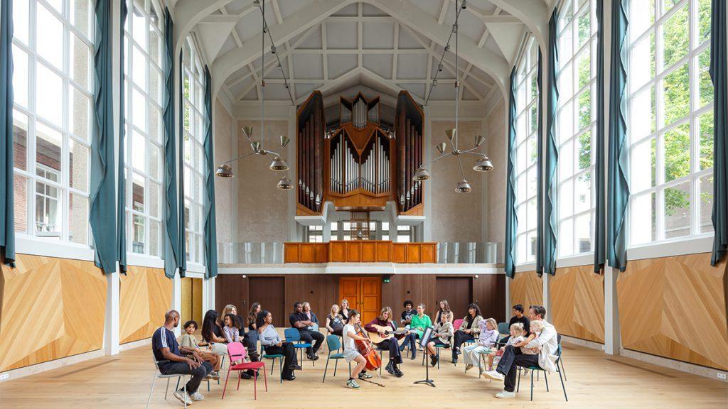 Muziekwerf: Zukunftsmusik in alter Kirche (Bild: Sebastian van Damme)