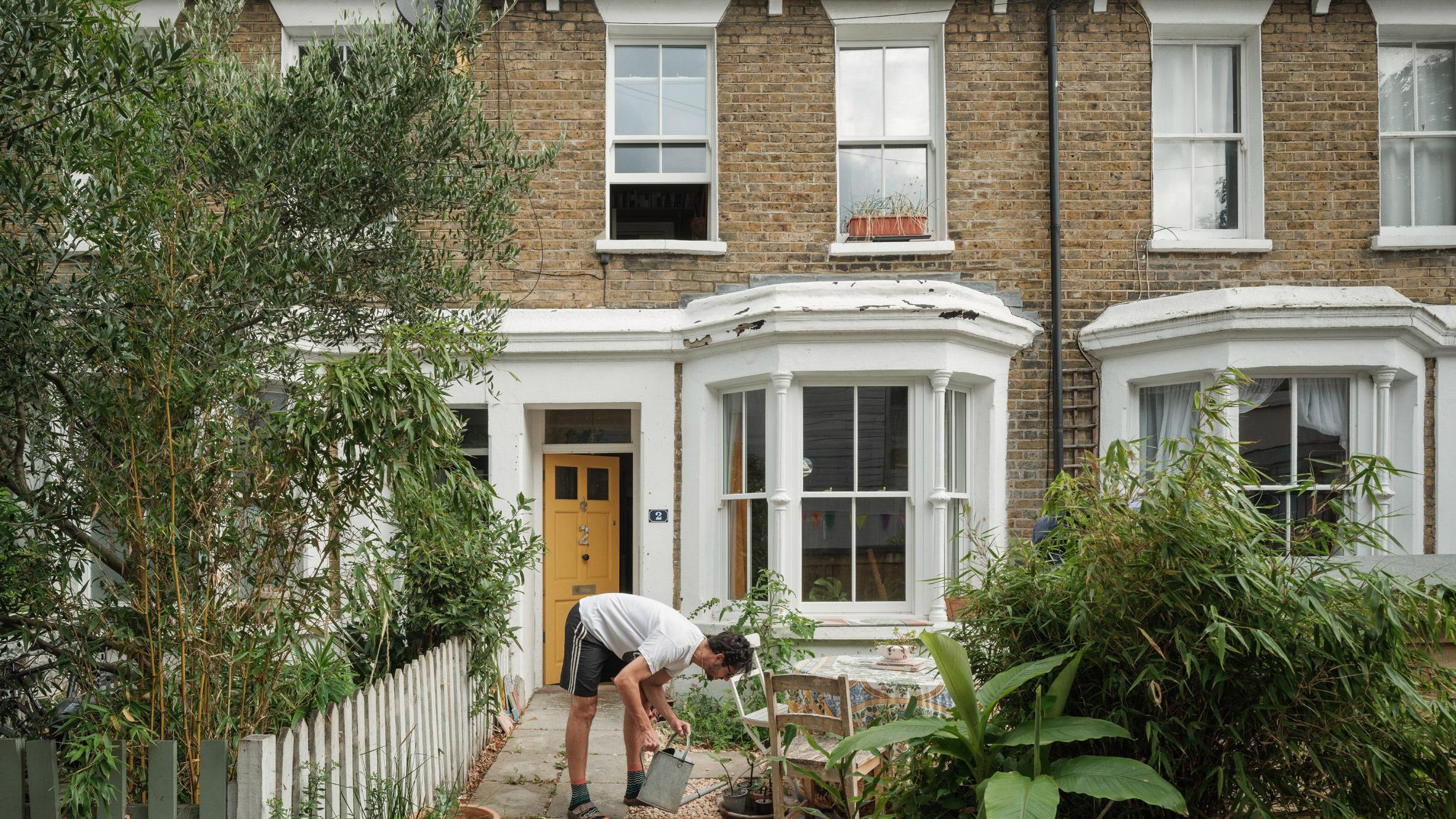 Front Hackney, London