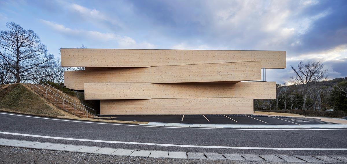 Kibi Kogen N Square, Kibichuo, Japan, Kengo Kuma & Associates, Holzbau, Büro