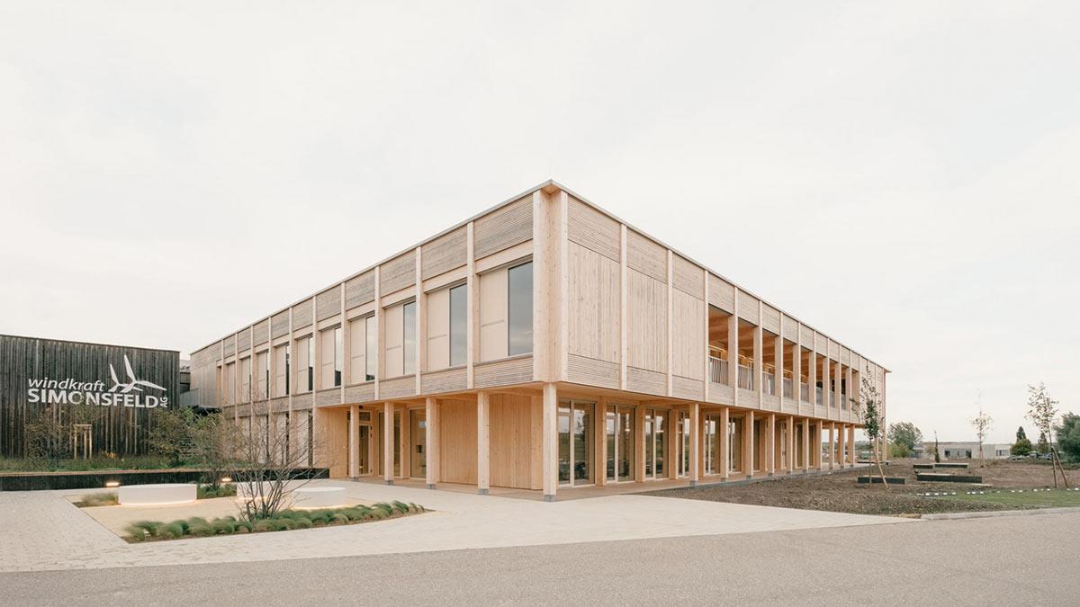 Windkraft Simonsfeld, Yuri Troy, Holzbau, Stampflehm, Erweiterung, Ernstbrunn, Niederösterreich
